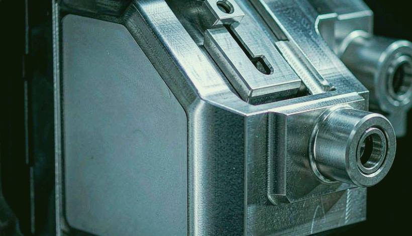 Algeria Convenience Store Long Shelf Vape packaging detail