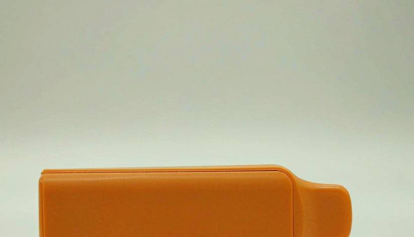 Algeria Convenience Store Long Shelf Vape packaging detail