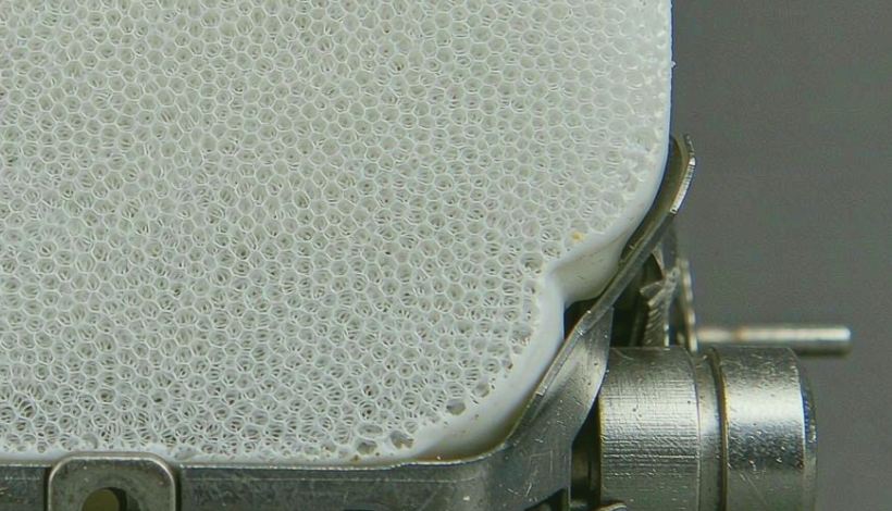 Algeria Convenience Store Long Shelf Vape packaging detail