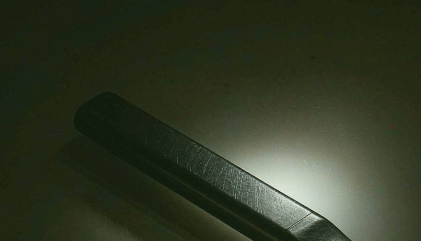 Algeria Convenience Store Long Shelf Vape packaging detail