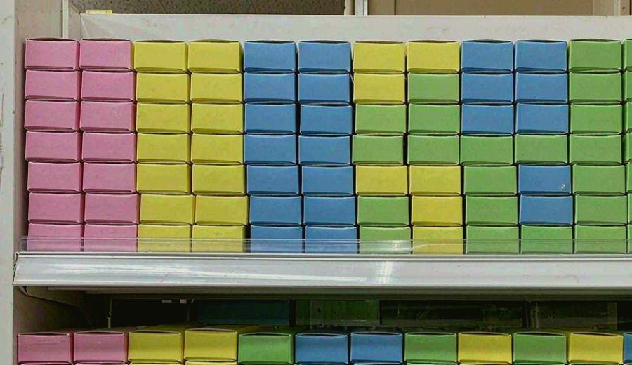 Algeria Convenience Store Long Shelf Vape shipment preparation