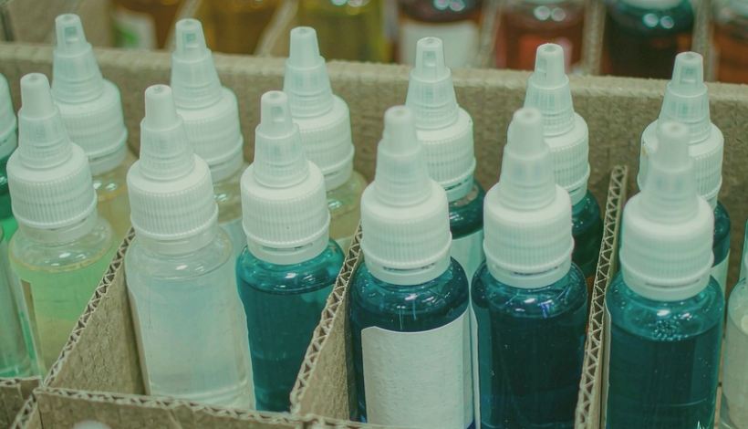 Algeria Convenience Store Long Shelf Vape packaging detail