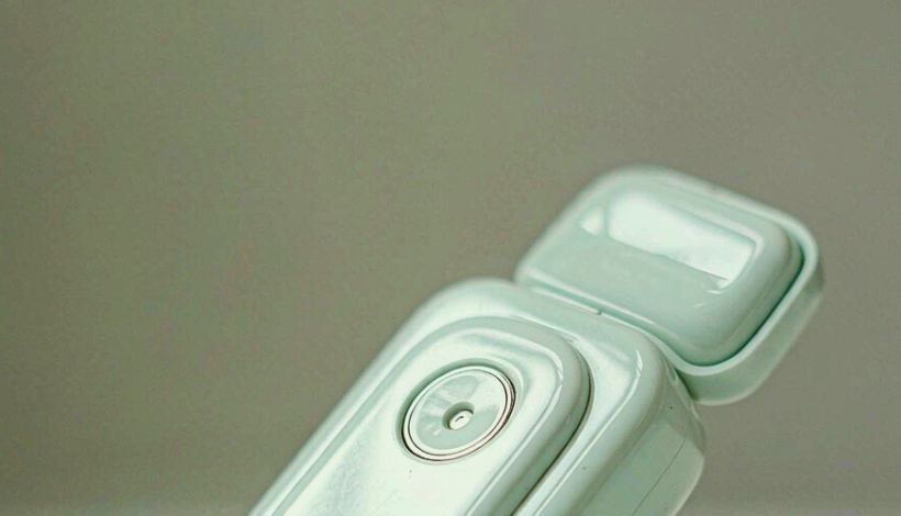 Algeria Convenience Store Long Shelf Vape packaging detail