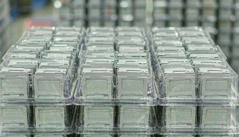 Algeria Convenience Store Long Shelf Vape packaging detail