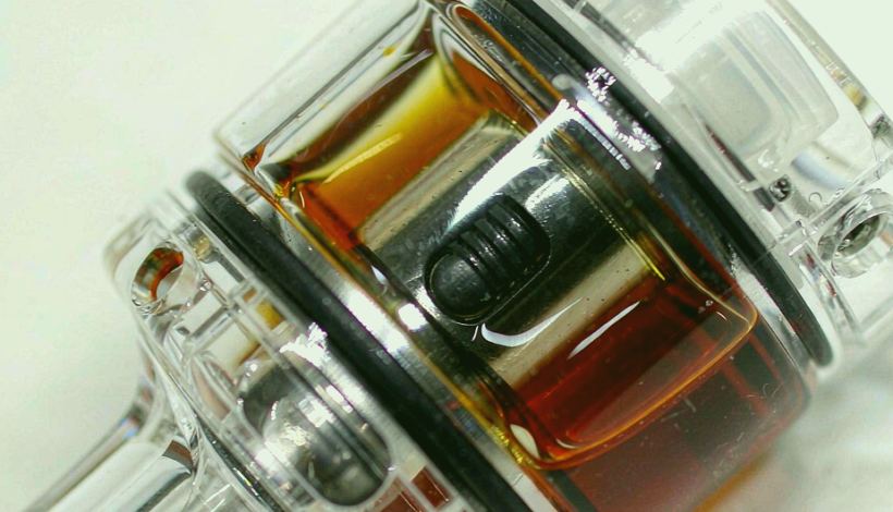 Algeria Convenience Store Long Shelf Vape packaging detail