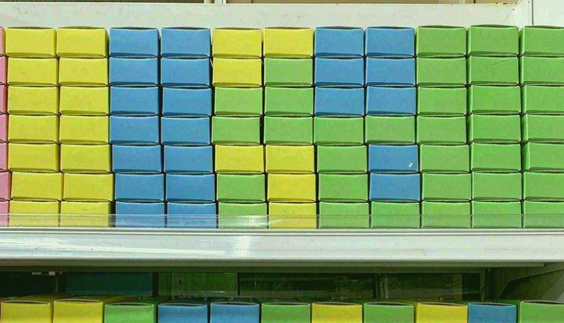 Algeria Convenience Store Long Shelf Vape packaging detail