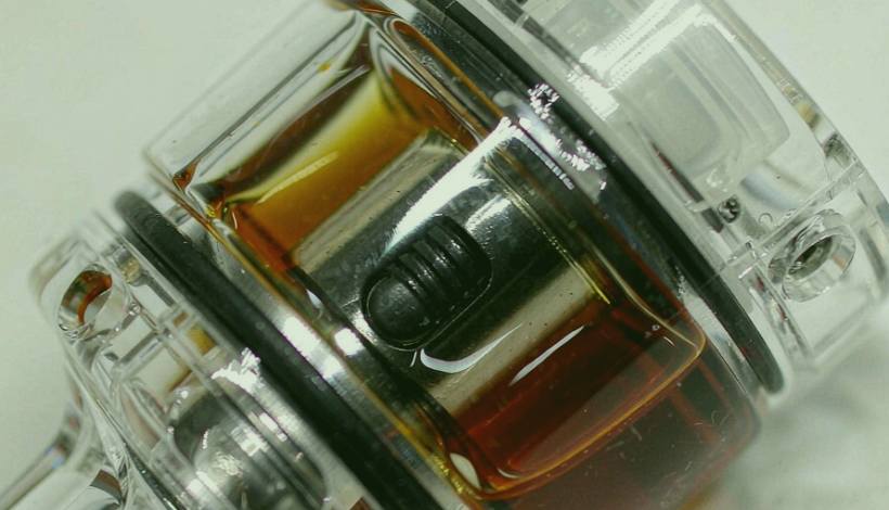 Algeria Convenience Store Long Shelf Vape packaging detail