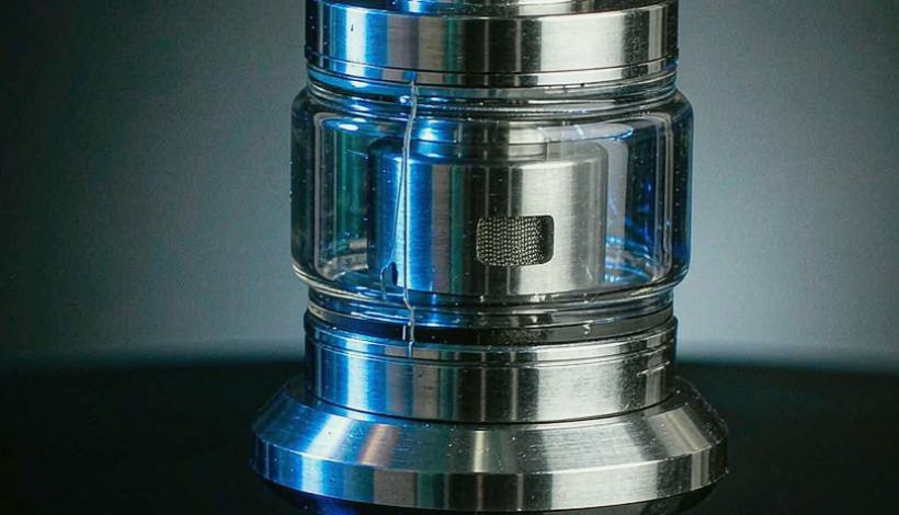 Algeria Convenience Store Long Shelf Vape packaging detail