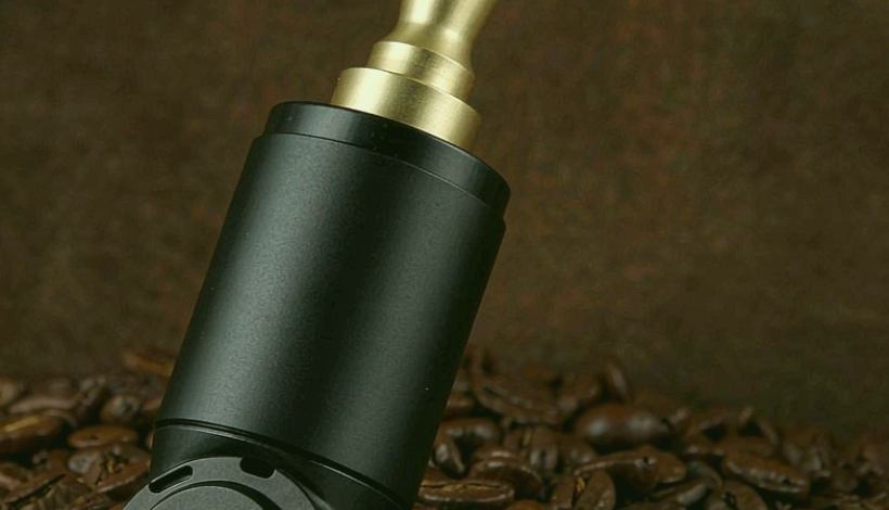 Algeria Convenience Store Long Shelf Vape packaging detail