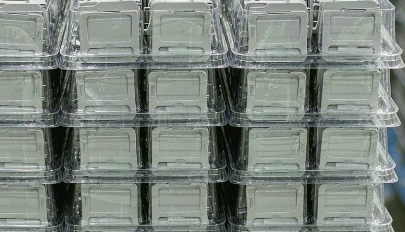 Algeria Convenience Store Long Shelf Vape packaging detail