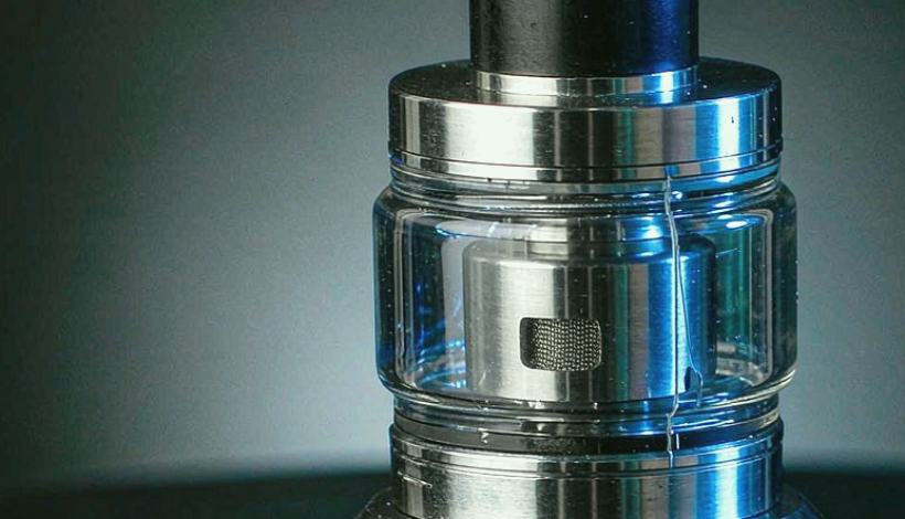 Algeria Convenience Store Long Shelf Vape packaging detail