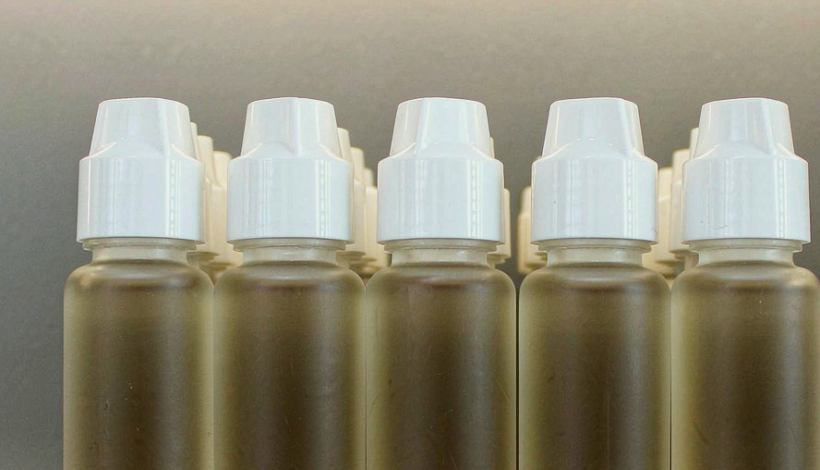 Algeria Convenience Store Long Shelf Vape packaging detail