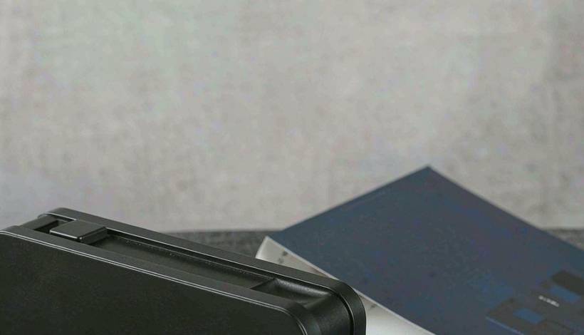 Algeria Convenience Store Long Shelf Vape packaging detail