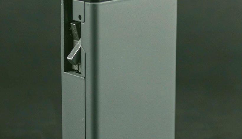 Algeria Convenience Store Long Shelf Vape packaging detail