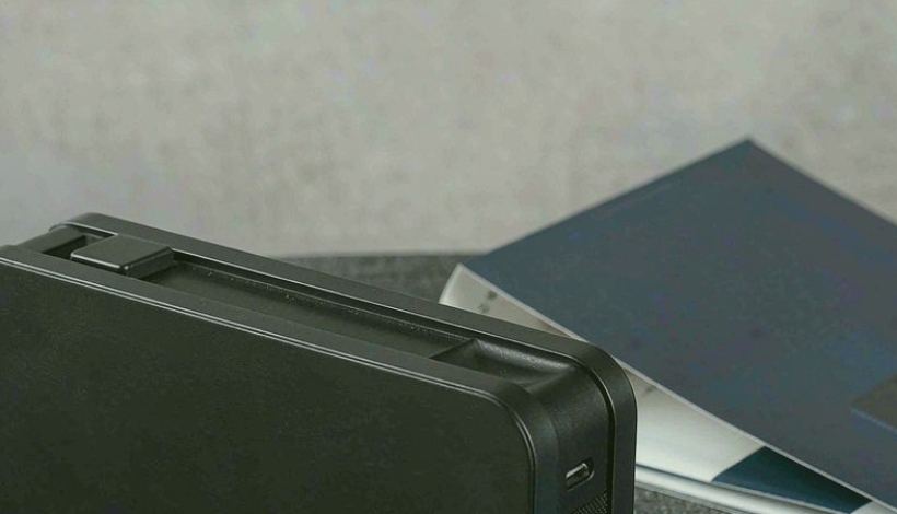 Algeria Convenience Store Long Shelf Vape packaging detail