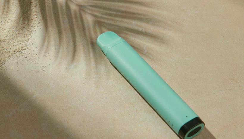 Algeria Convenience Store Long Shelf Vape packaging detail