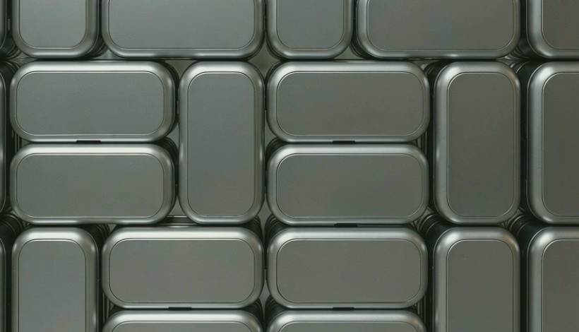 Algeria Convenience Store Long Shelf Vape packaging detail