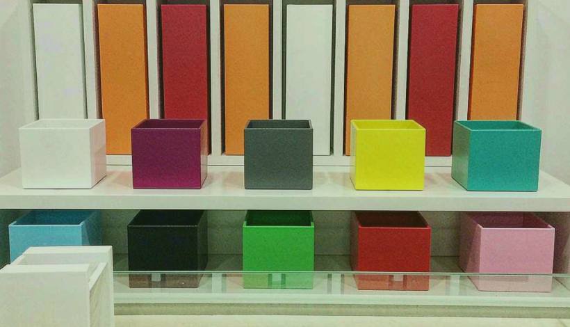Algeria Convenience Store Long Shelf Vape packaging detail