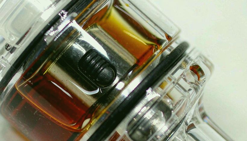 Algeria Convenience Store Long Shelf Vape packaging detail