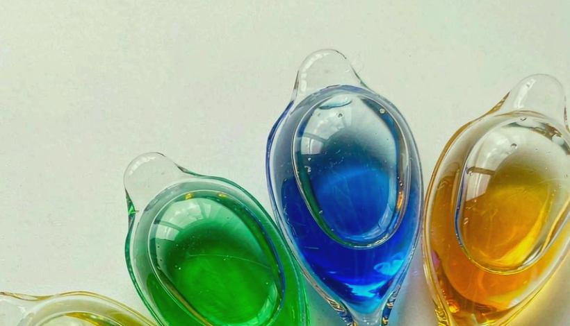 Algeria Convenience Store Long Shelf Vape packaging detail