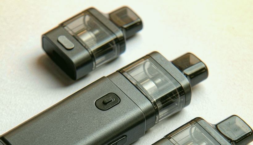 Algeria Convenience Store Long Shelf Vape packaging detail
