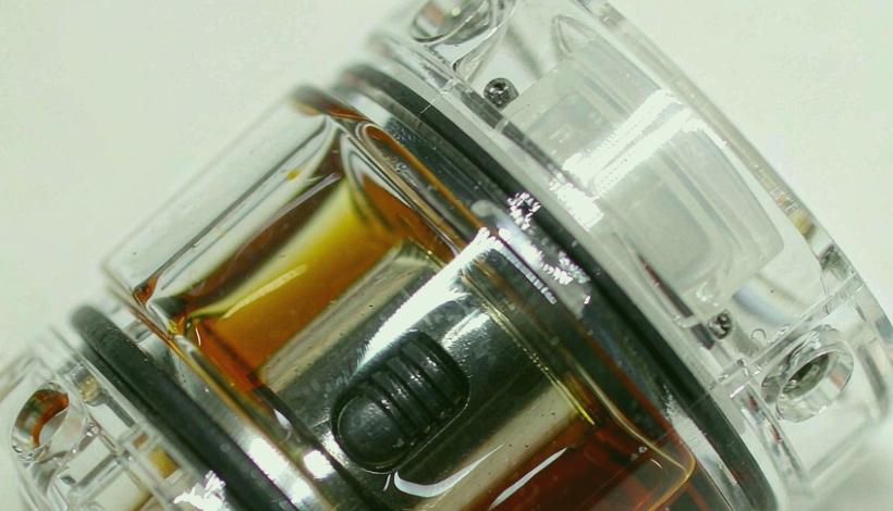 Algeria Convenience Store Long Shelf Vape packaging detail