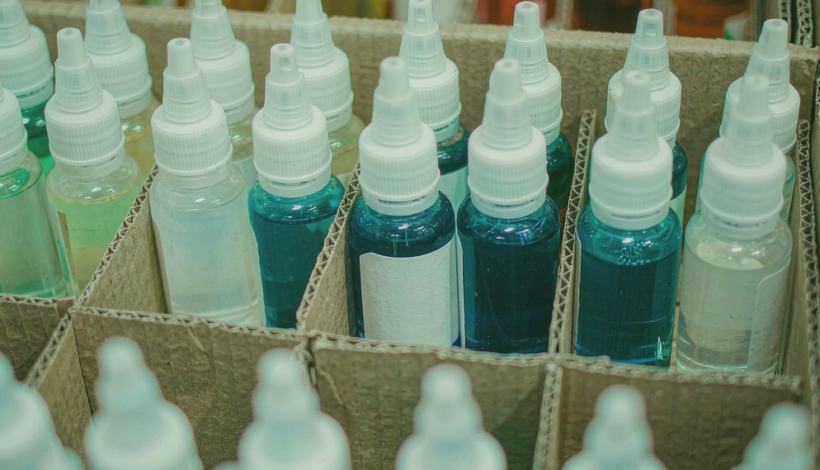 Algeria Convenience Store Long Shelf Vape packaging detail