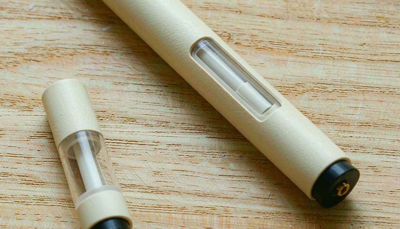 Algeria Convenience Store Long Shelf Vape packaging detail
