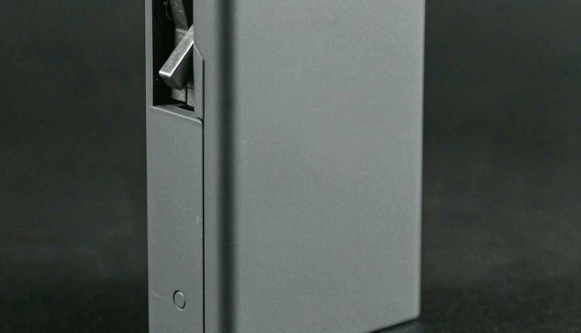 Algeria Convenience Store Long Shelf Vape packaging detail