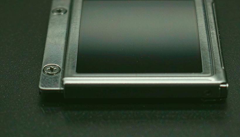 Algeria Convenience Store Long Shelf Vape packaging detail